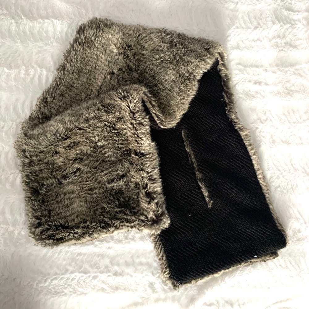 Stella&Dot fur scarf and glam clutch bundle! EUC